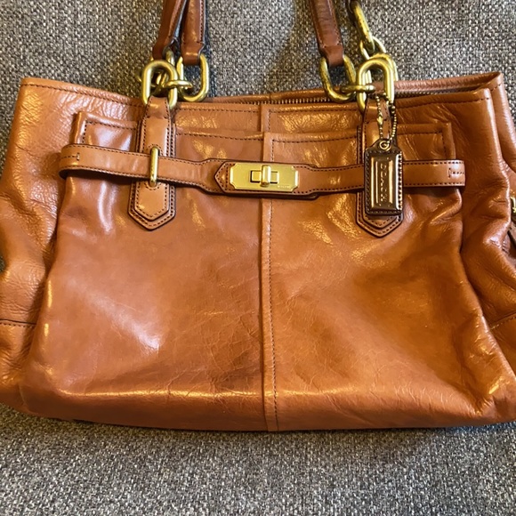 COACH Bag - Picture 2 of 8